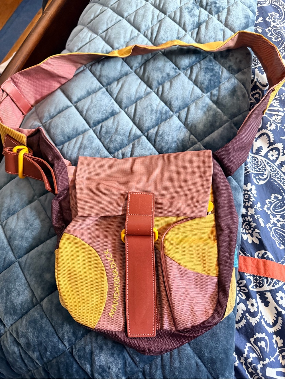 Mandarina Duck Y2K purple and yellow crossbody